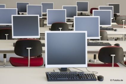 Bild unseres EDV-Raumes Foto vom Ort 'Hauptschule; Raum 11 (EDV)'